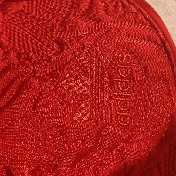 NWOT Adidas Originals Floral Red Track Shorts Workout Gym - Picture 7 of 8